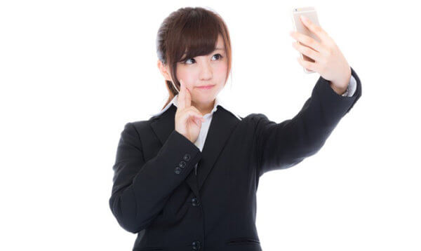 履歴書写真の自撮りでの撮り方