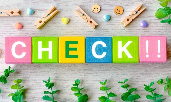 チェック