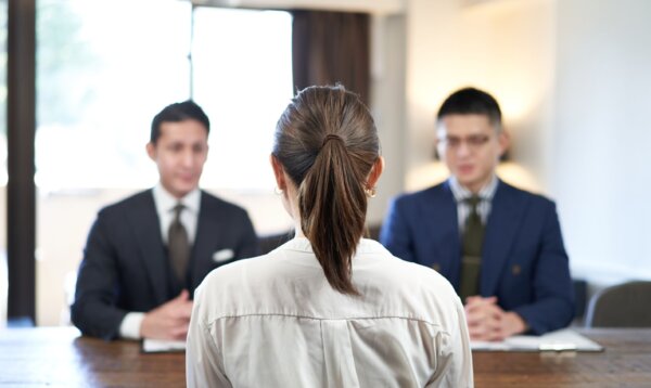 面接スーツ私服服装